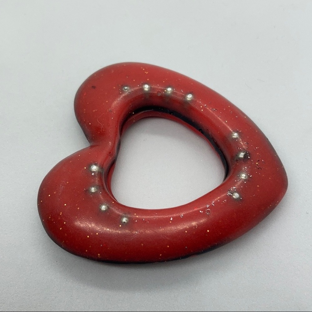 “Heart Rise” Vessel Heart Talisman - Picture 4 of 15
